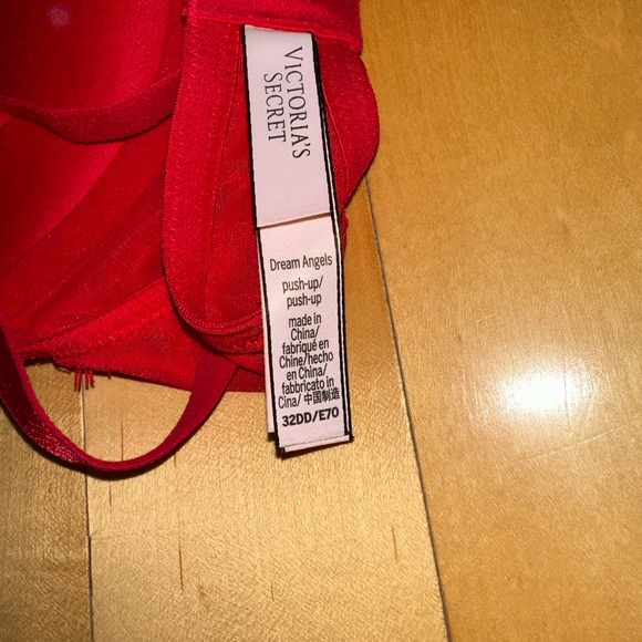 Victoria’s Secret dream angels push up bra - Picture 4 of 7